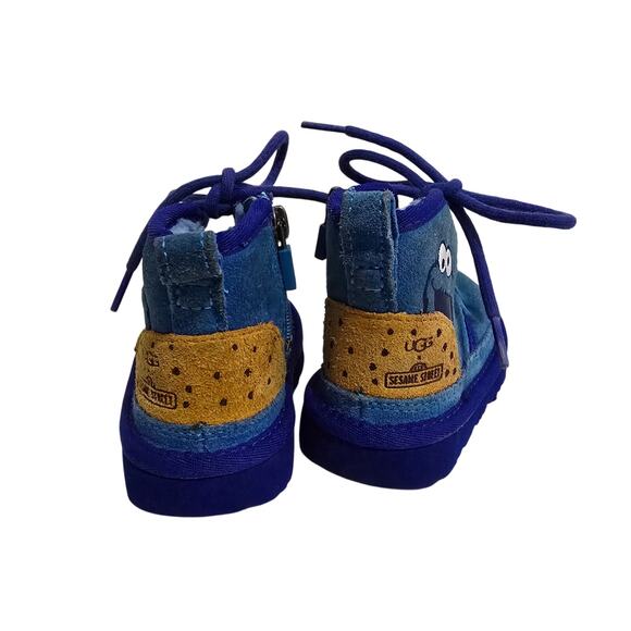 Sesame Street x Ugg Cookie Monster boots - Picture 3 of 5
